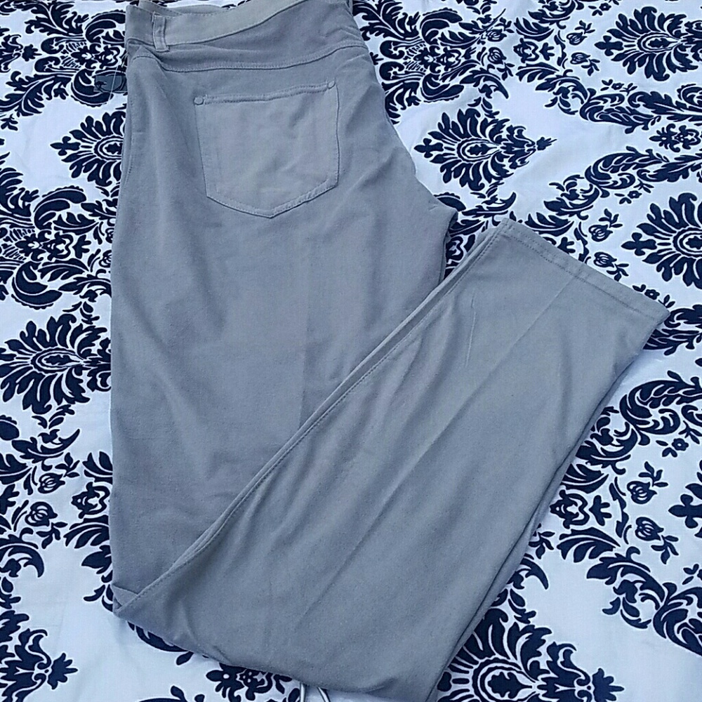 BCBG pants - Picture 2 of 4
