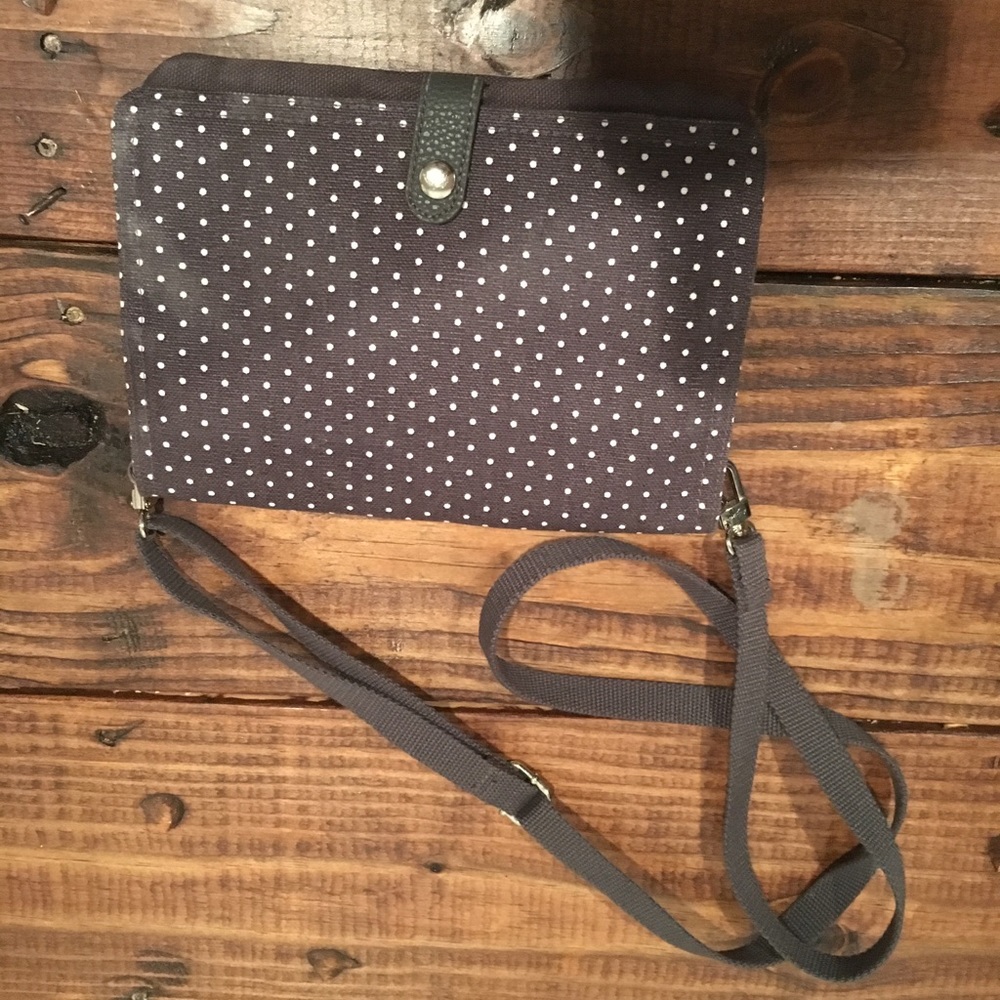 Crossbody Thirty One