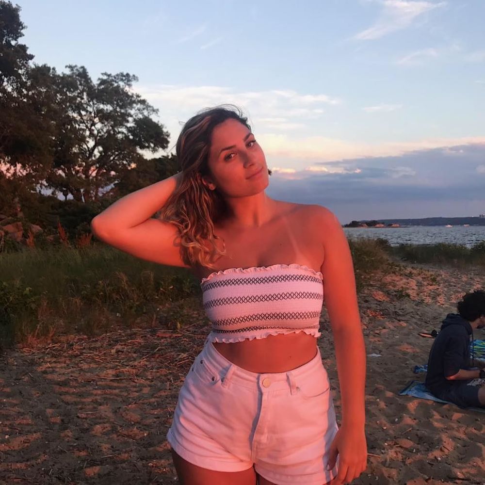 Meet your Posher, Samantha