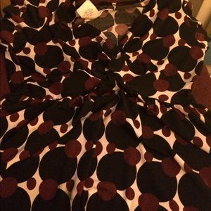 Max studio XS polka dotted blouse