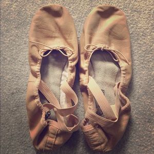 Ballet shoes