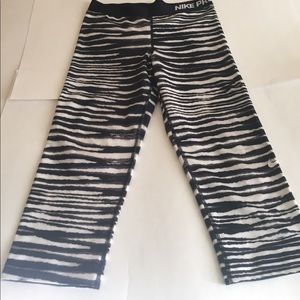 Nike pro leggings