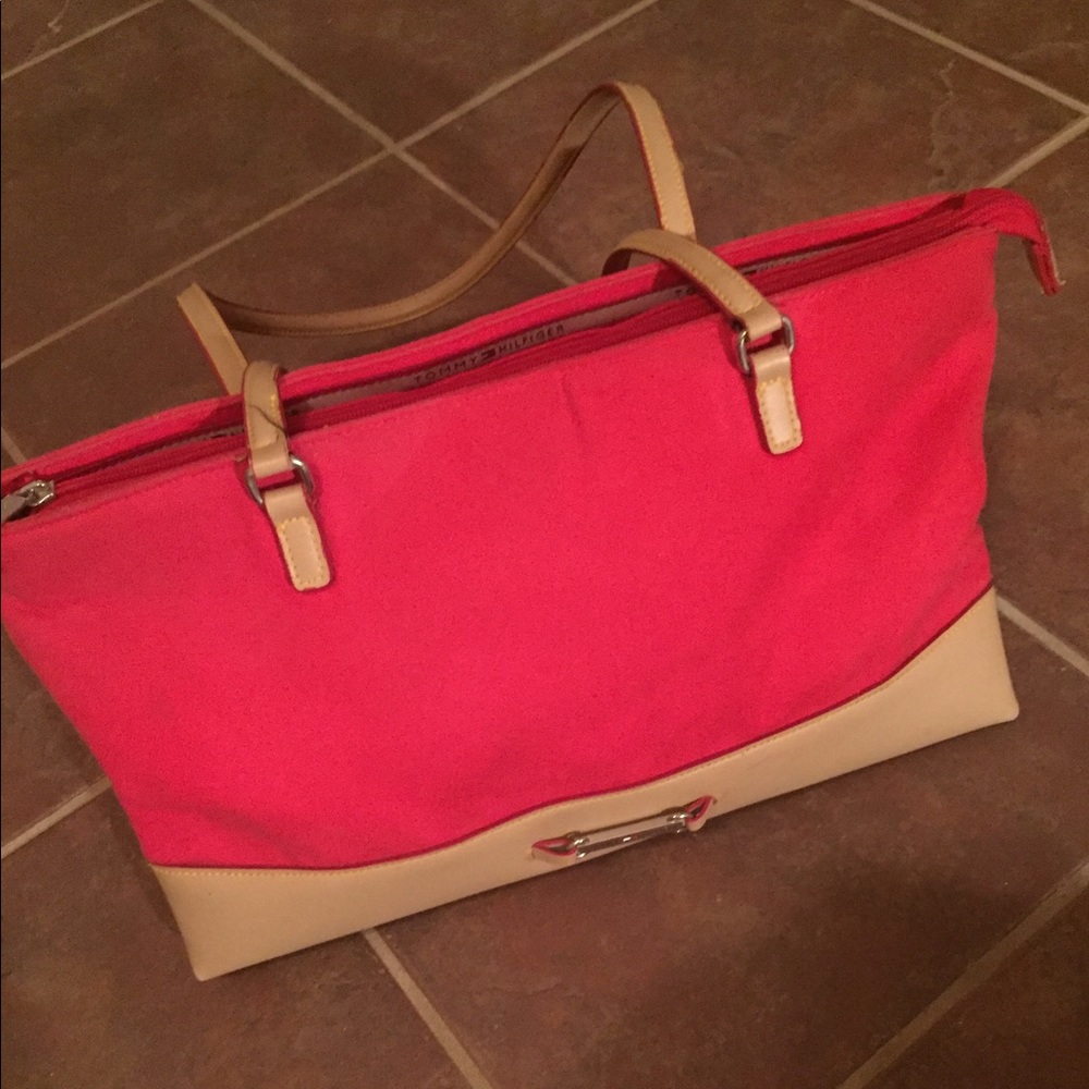 Gorgeous Red Plaid Tommy Hilfiger Purse