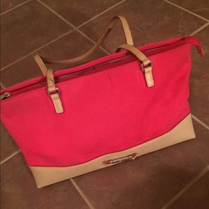 Gorgeous Red Plaid Tommy Hilfiger Purse