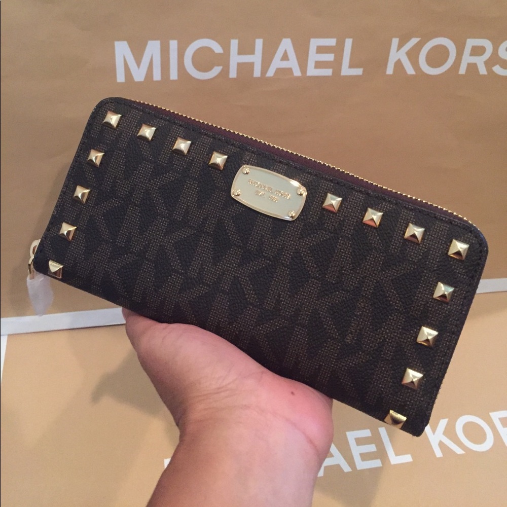 🌷SOLD🌟✅Michael Kors Jet Set Item ZA Brown🌹🌴 - Picture 2 of 8