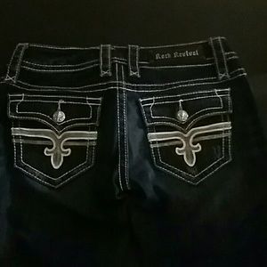 Rock revival Tori straight leg