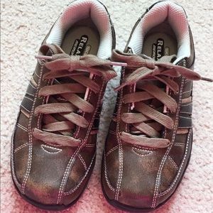 Boys Sketchers relaxed for shoes