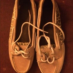 AUTHENTIC SPERRYS!!