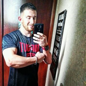 Meet your Posher, Nicholas