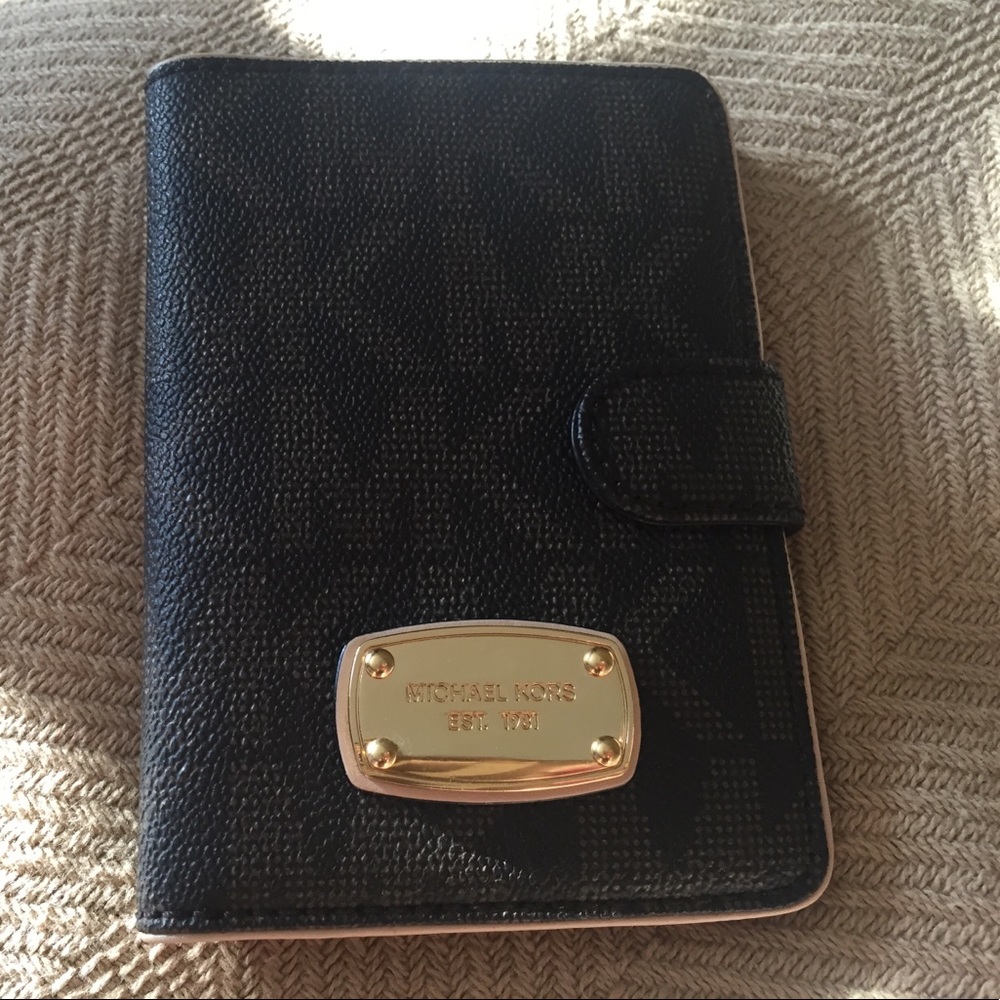 Michael Kors passport case