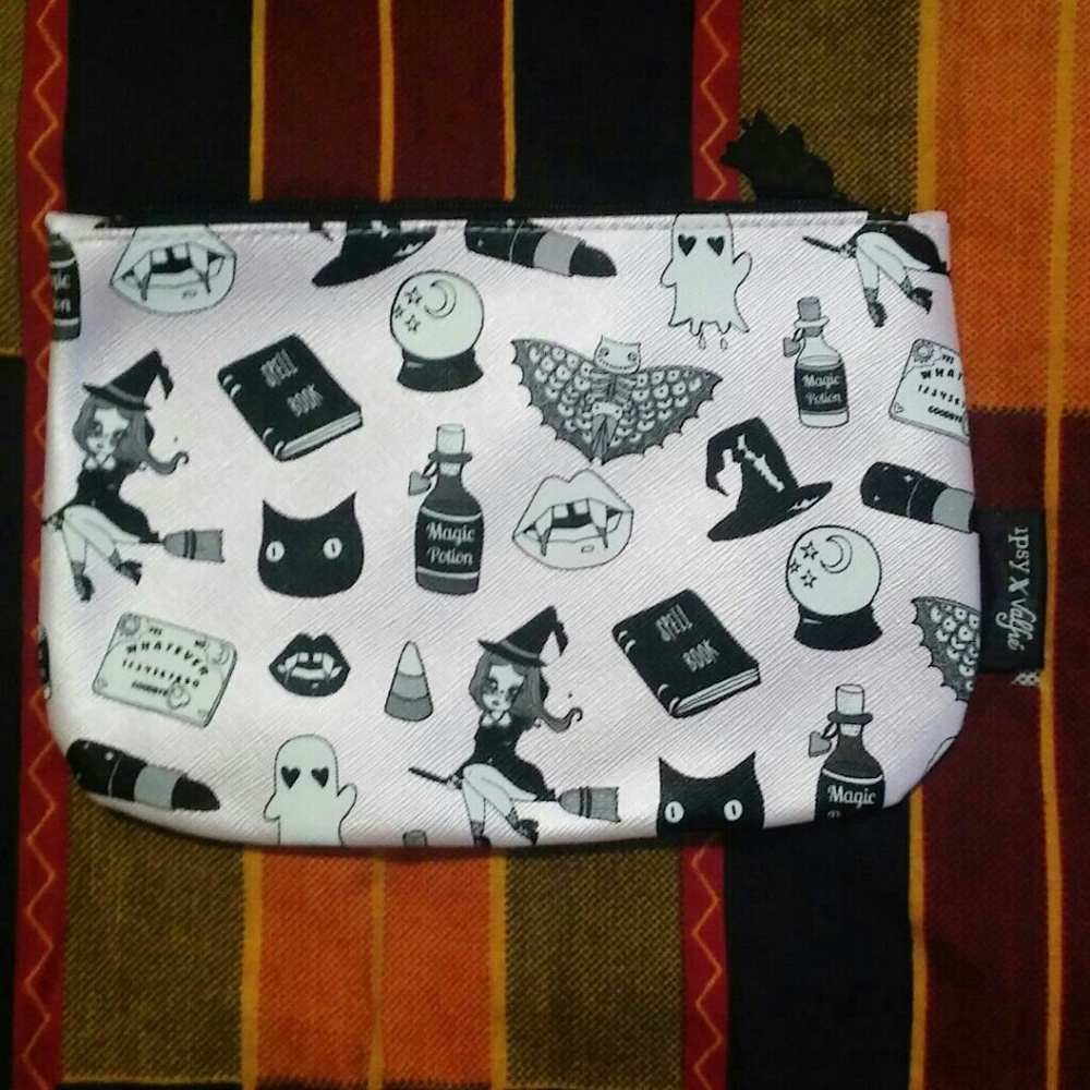 💄 Makeup bag