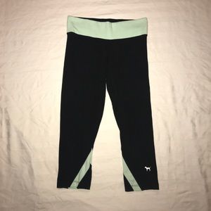 Victoria's Secret PINK Cropped Leggings