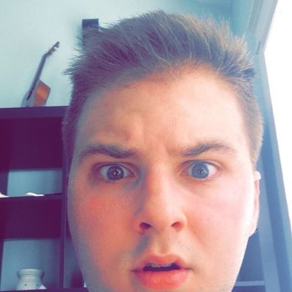 Meet your Posher, Andrew - Picture 1 of 1