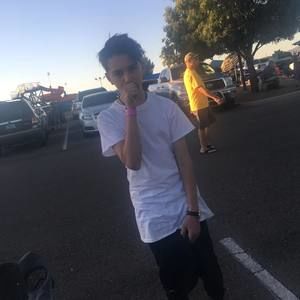 Meet your Posher, Derek