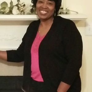 Meet your Posher, Cynthia