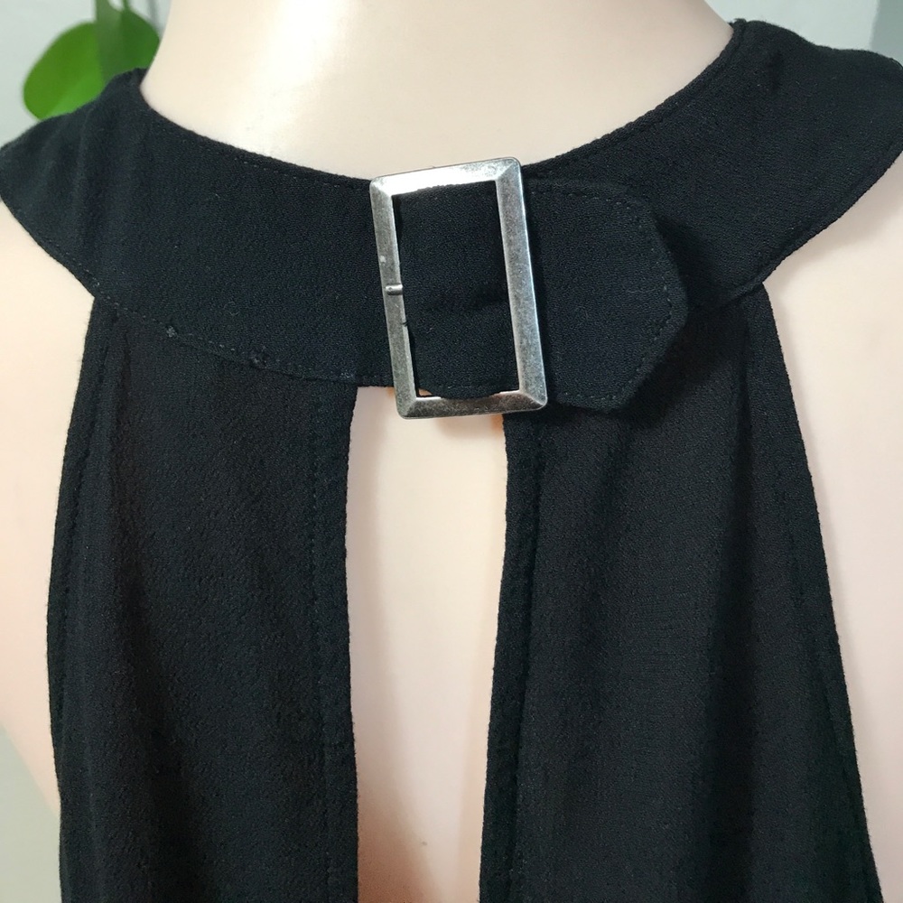 Free People 'Twist Shout' Front Keyhole Tank. B102 - Picture 5 of 8