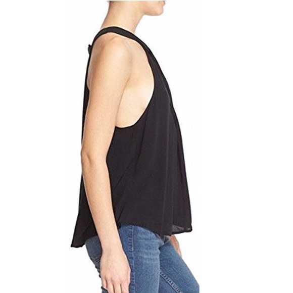 Free People 'Twist Shout' Front Keyhole Tank. B102 - Picture 7 of 8