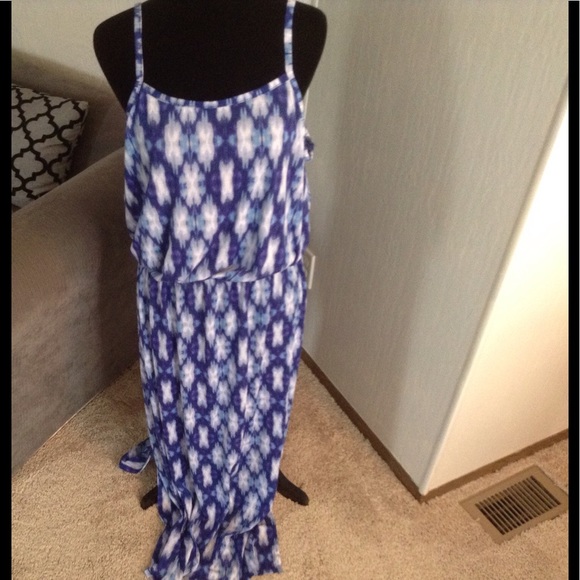 FADED GLORY Dresses & Skirts - Spaghetti strap maxi dress. NWOT FADED GLORY Dresses & Skirts - Spaghetti strap maxi dress. NWOT