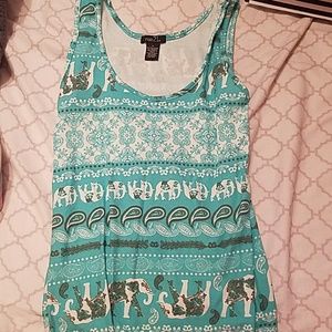 Rue 21 tank