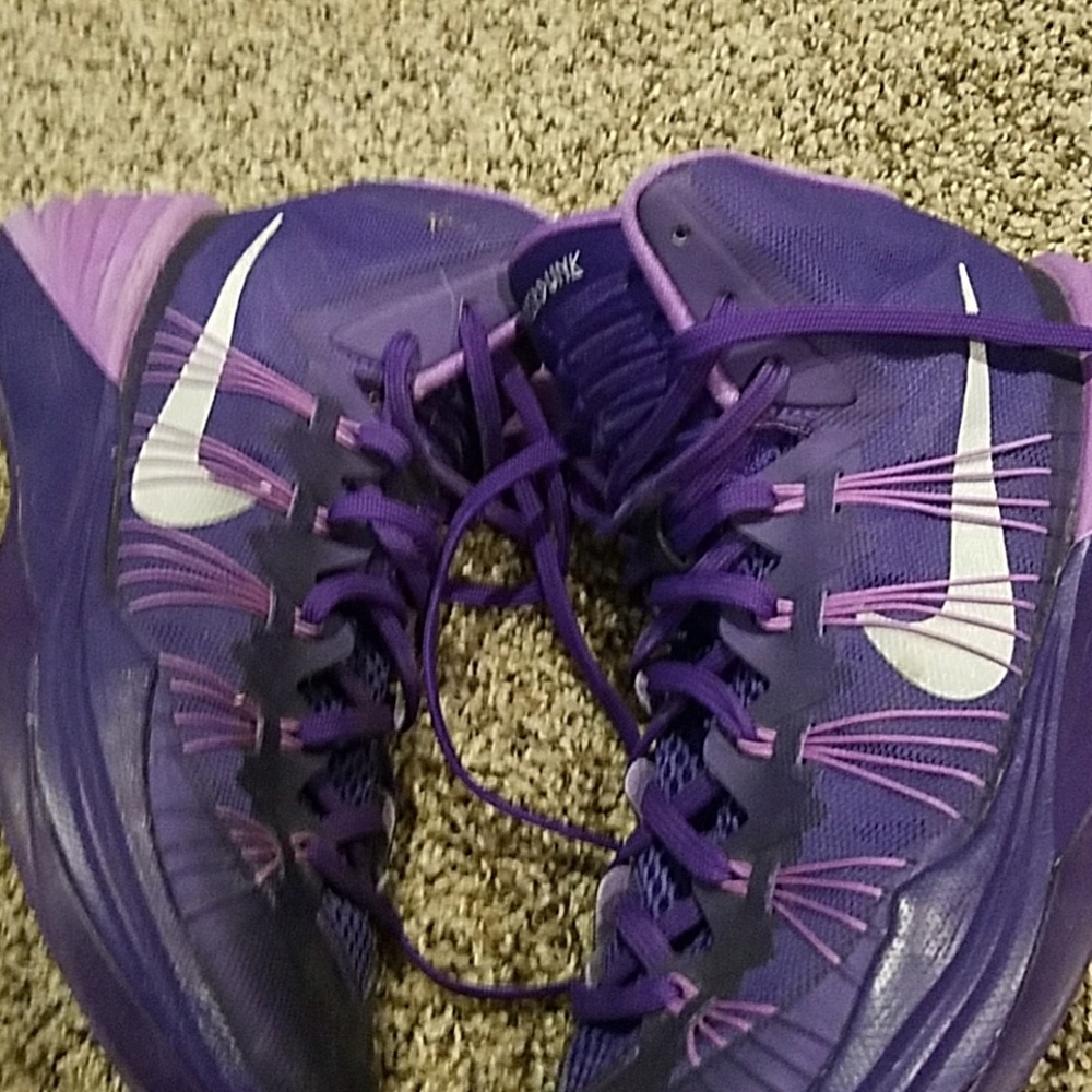 Nike Hyperdunk - image 1