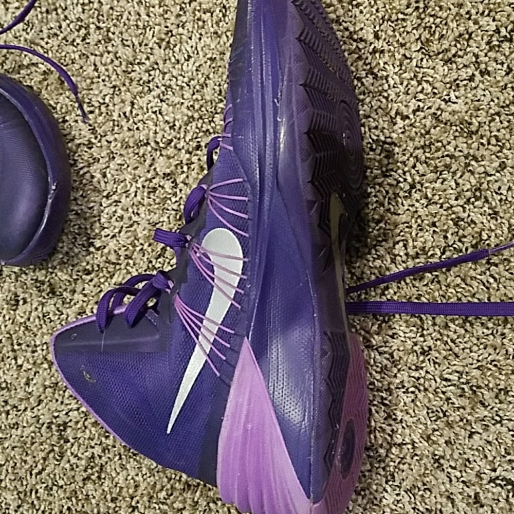 Nike Hyperdunk - image 4