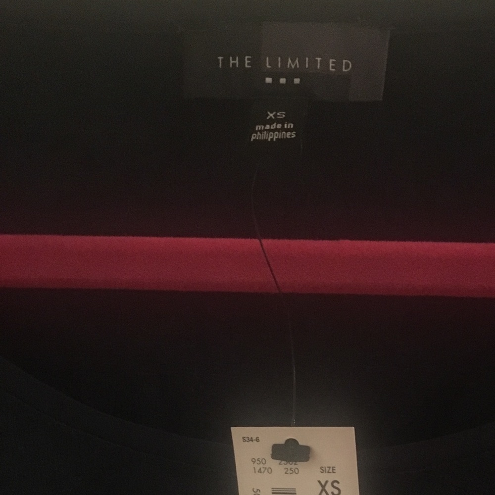 The Limites XS tee NWT