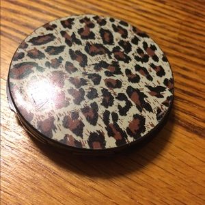 Little cheetah cosmetic mirror
