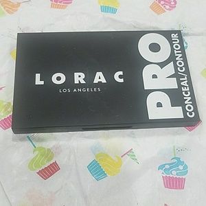 Lorac Pro conceal and Contour pallet