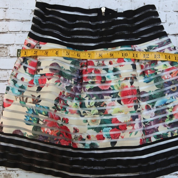 Touch me women's skirt black and floral - Picture 8 of 8