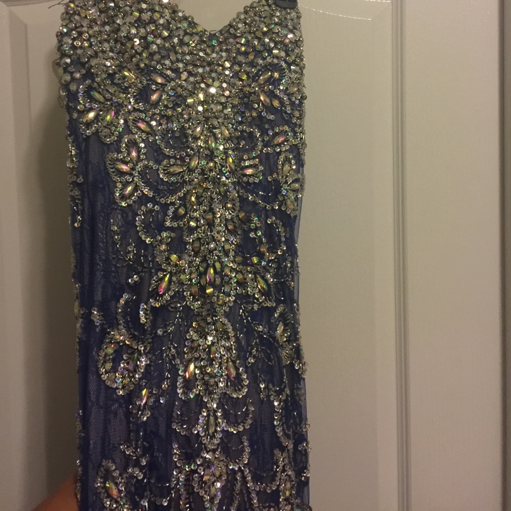 Mermaid Prom Dress w/ Beautiful Train! - Picture 2 of 5
