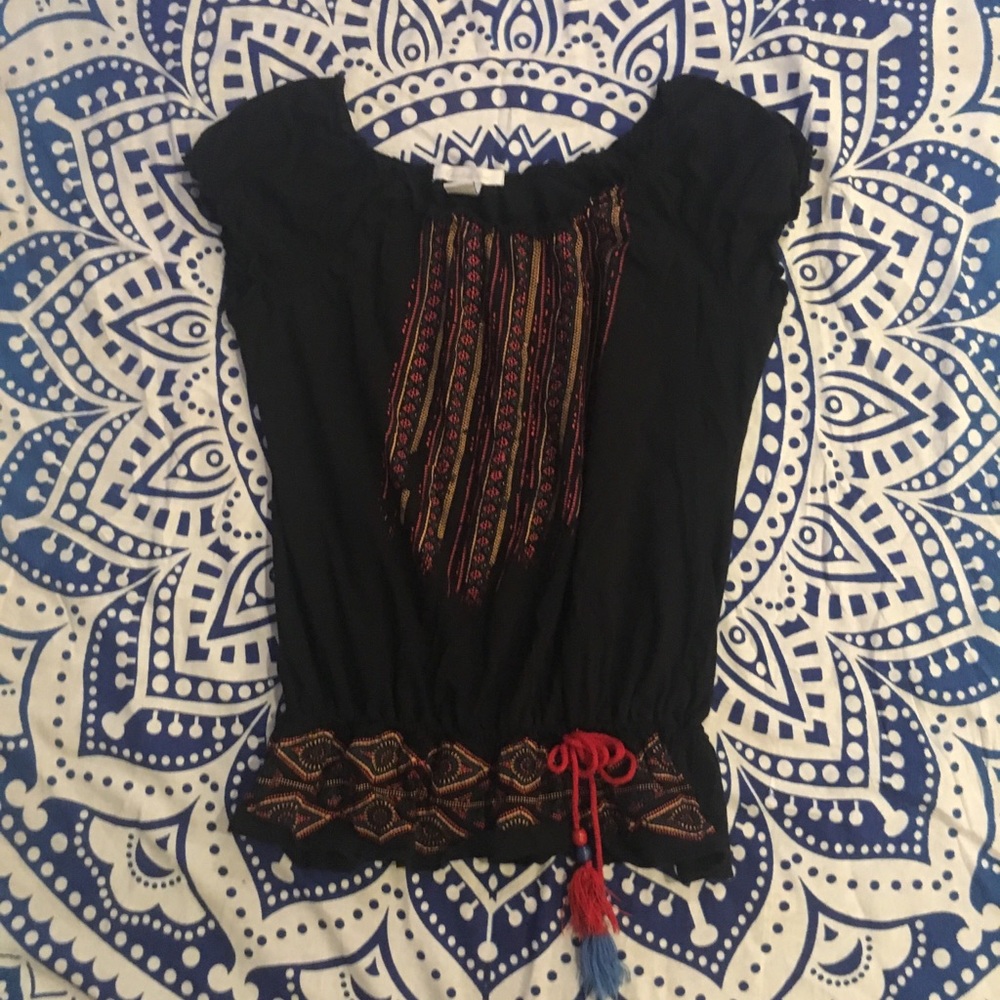 Black Top 🎉MUST GO🎉