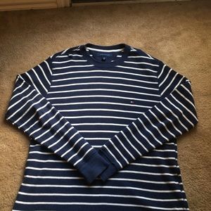 Vintage Tommy Hilfiger Sweater!