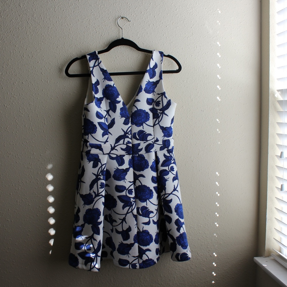 TOPSHOP / Blue Floral Mini Scuba Dress - Picture 4 of 4