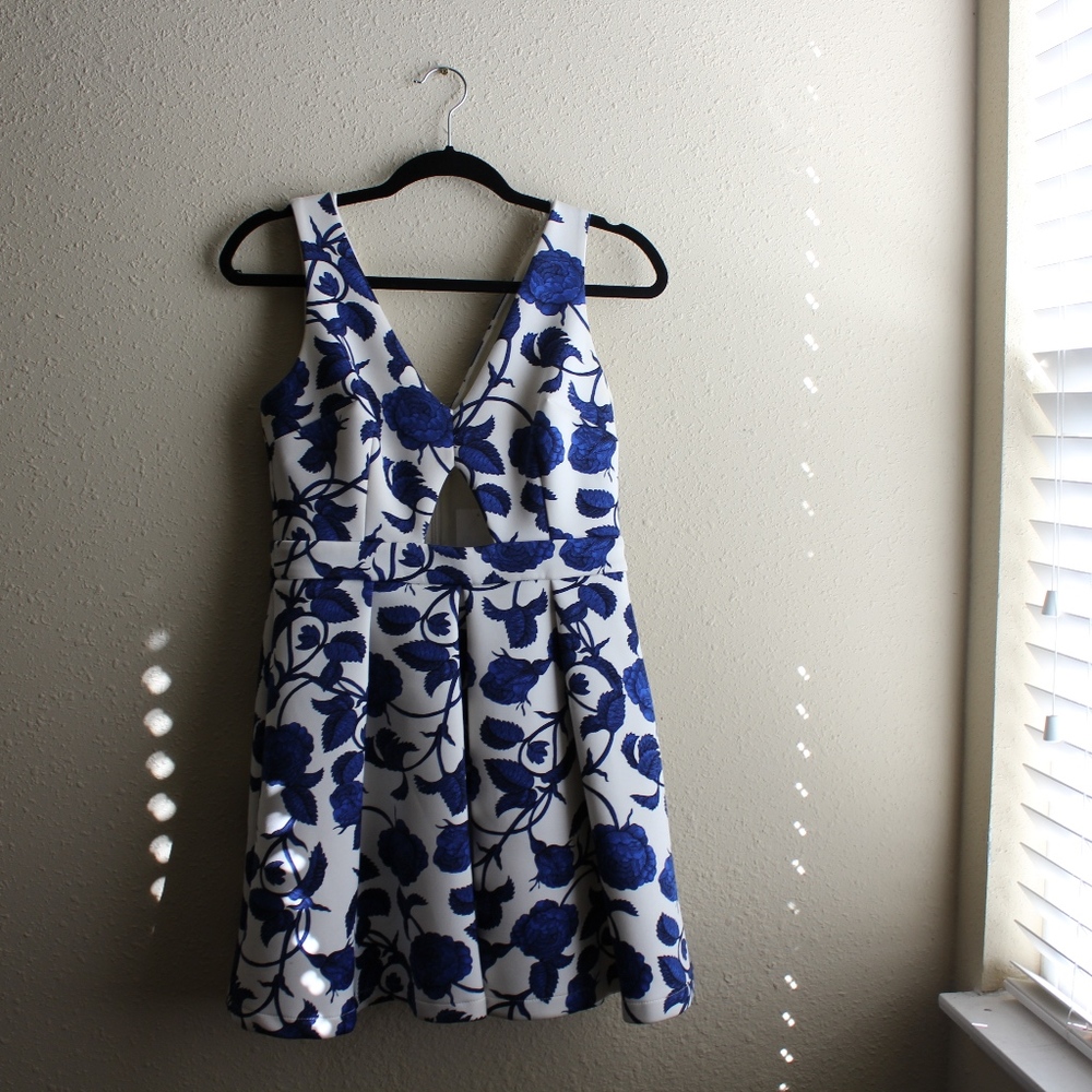 TOPSHOP / Blue Floral Mini Scuba Dress - Picture 3 of 4