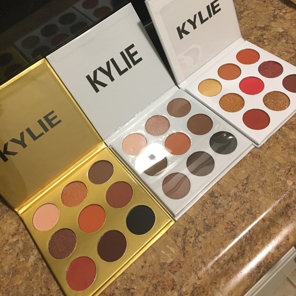 Kylie the bronze palette or the burgundy palette - Picture 1 of 5