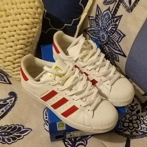ADIDAS ORIGINALS SUPERSTAR