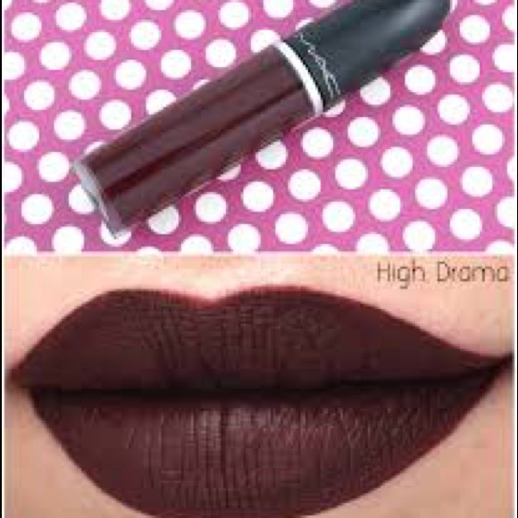 New MAC matte lip color High Drama - Picture 2 of 5