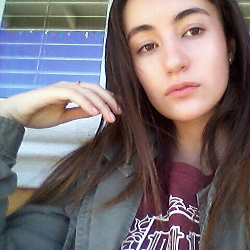 Meet your Posher, Mireya