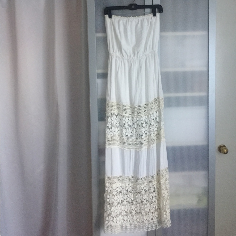 6 Shore Road White Long Strapless Lace Dress