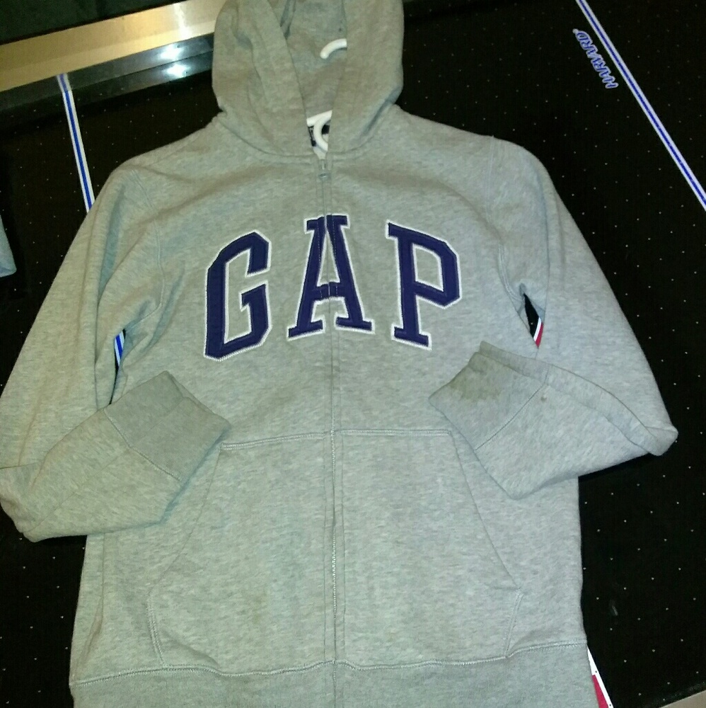 Kids gap xl zip up hoodie
