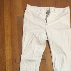 American Eagle Outfitters white jeans size 12