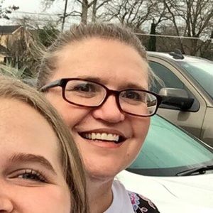 Meet your Posher, Sabrina