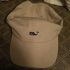 Vineyard vines performance hat