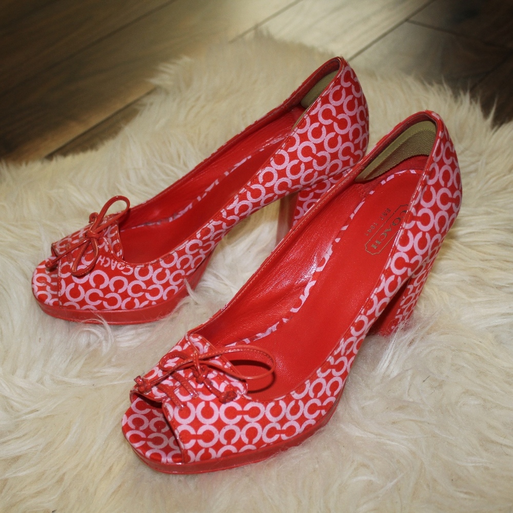 COACH / 4" Cute Platform Vintage Peeptoe Heels