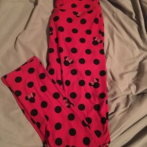 Lularoe Disney Red Classic Minnie OS