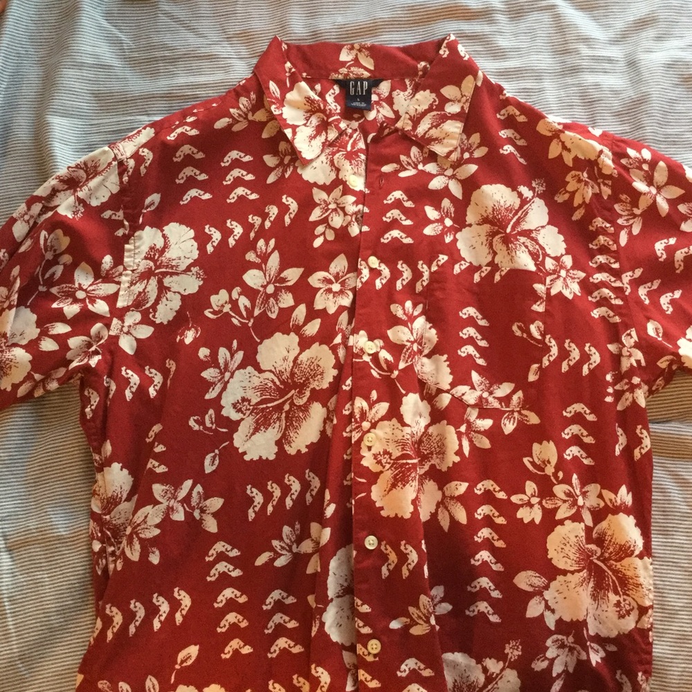 GAP Hawaiian shirt