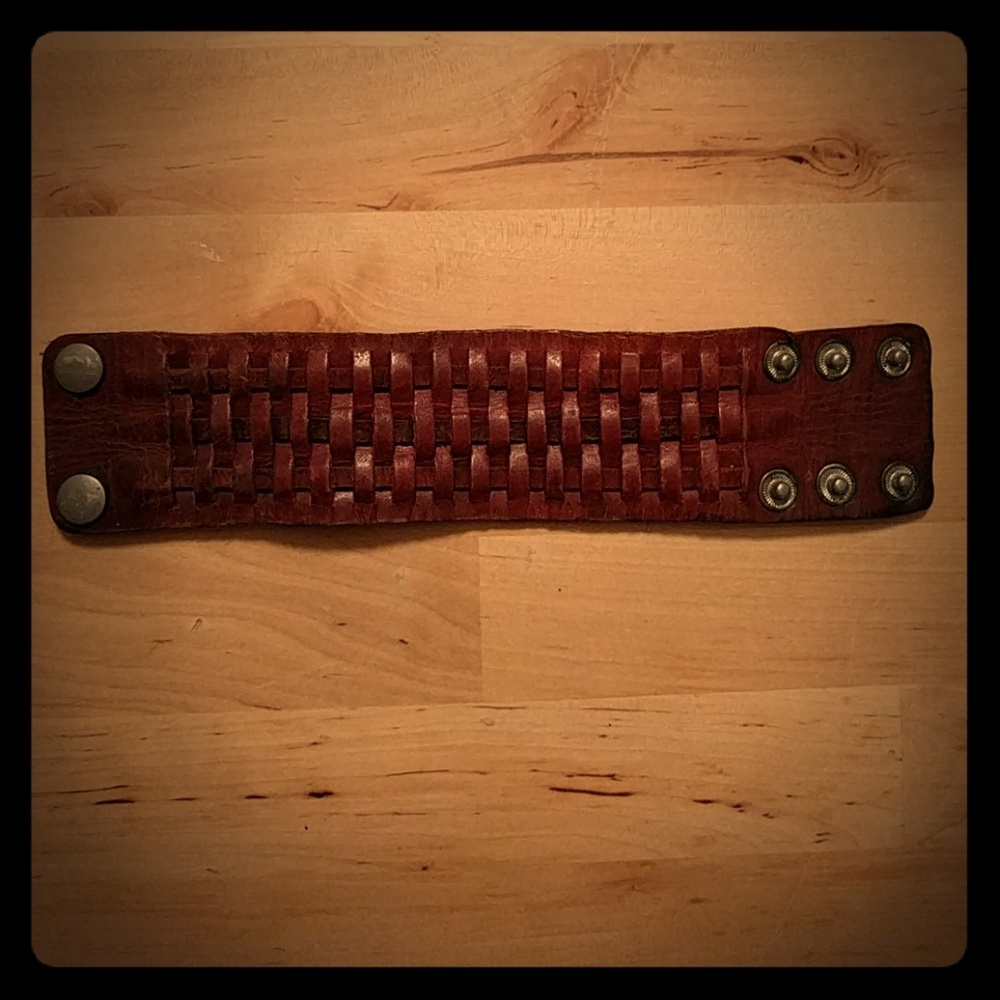 Genuine leather braclet