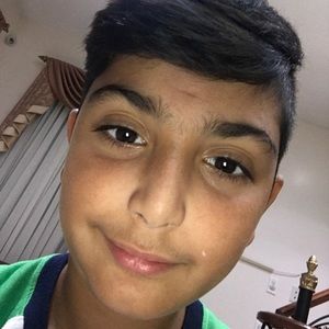 Meet your Posher, Emanuel