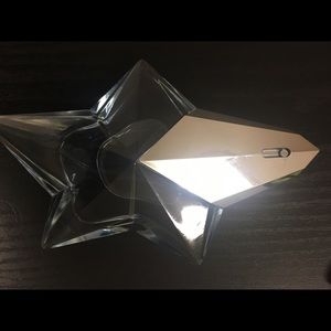 ❤️1.7 FL OZ of Angel by Thierry Mugler❤️