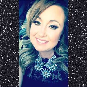 Meet your Posher, Bobbi